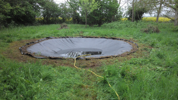 Bâche de bassin EPDM à Trouville-la-Haule